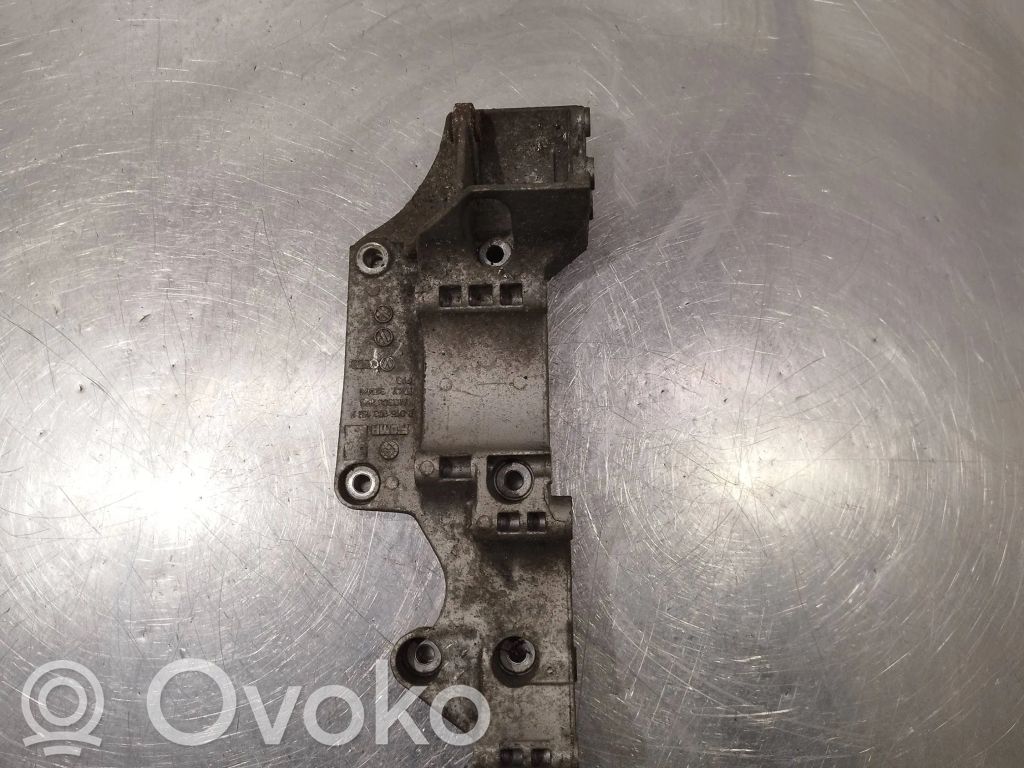 Volkswagen Caddy Suport generator/alternator 