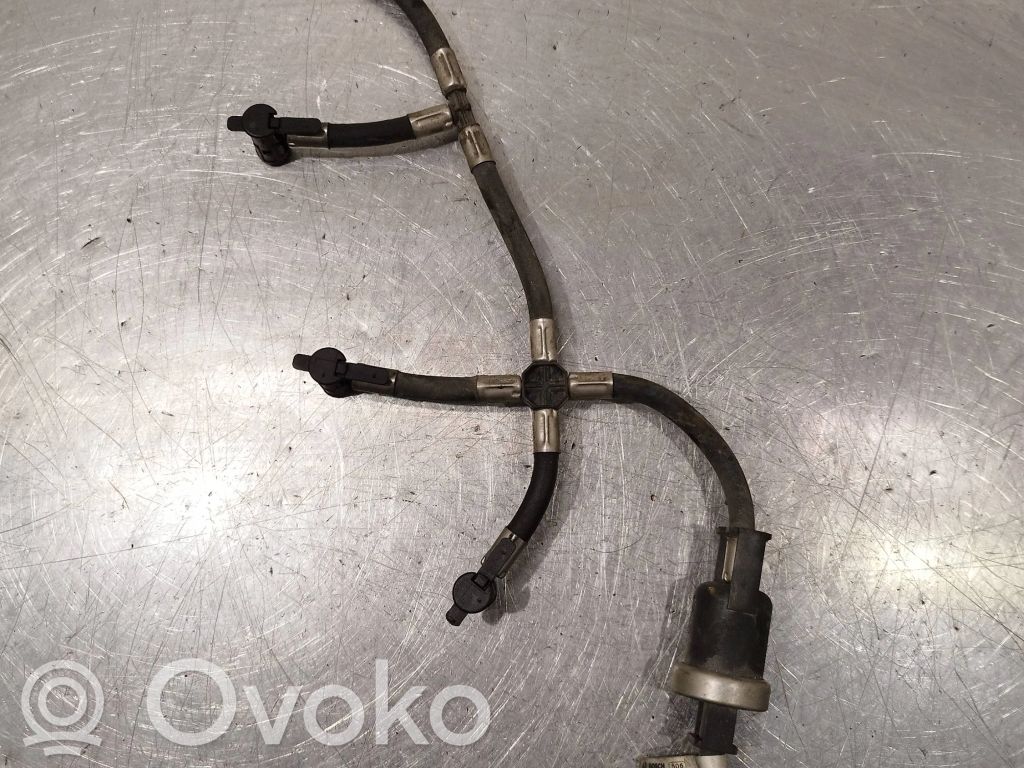 Toyota Yaris Polttoaineen palautusputki/-letku 