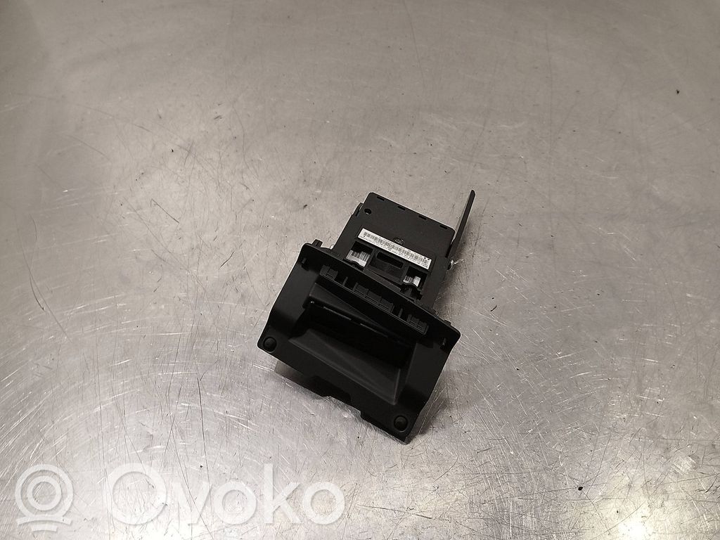 Mazda 6 Navigation unit CD/DVD player 