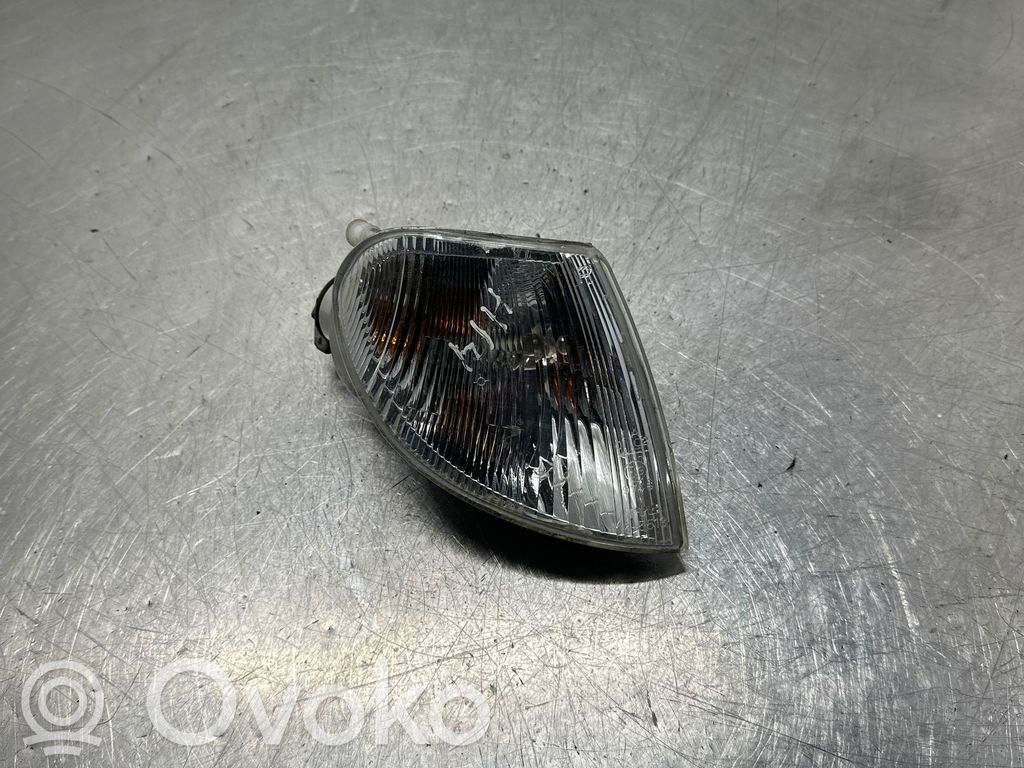 Citroen Berlingo Front indicator light 