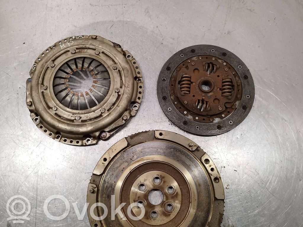 Mazda 5 Sankabos komplektas 