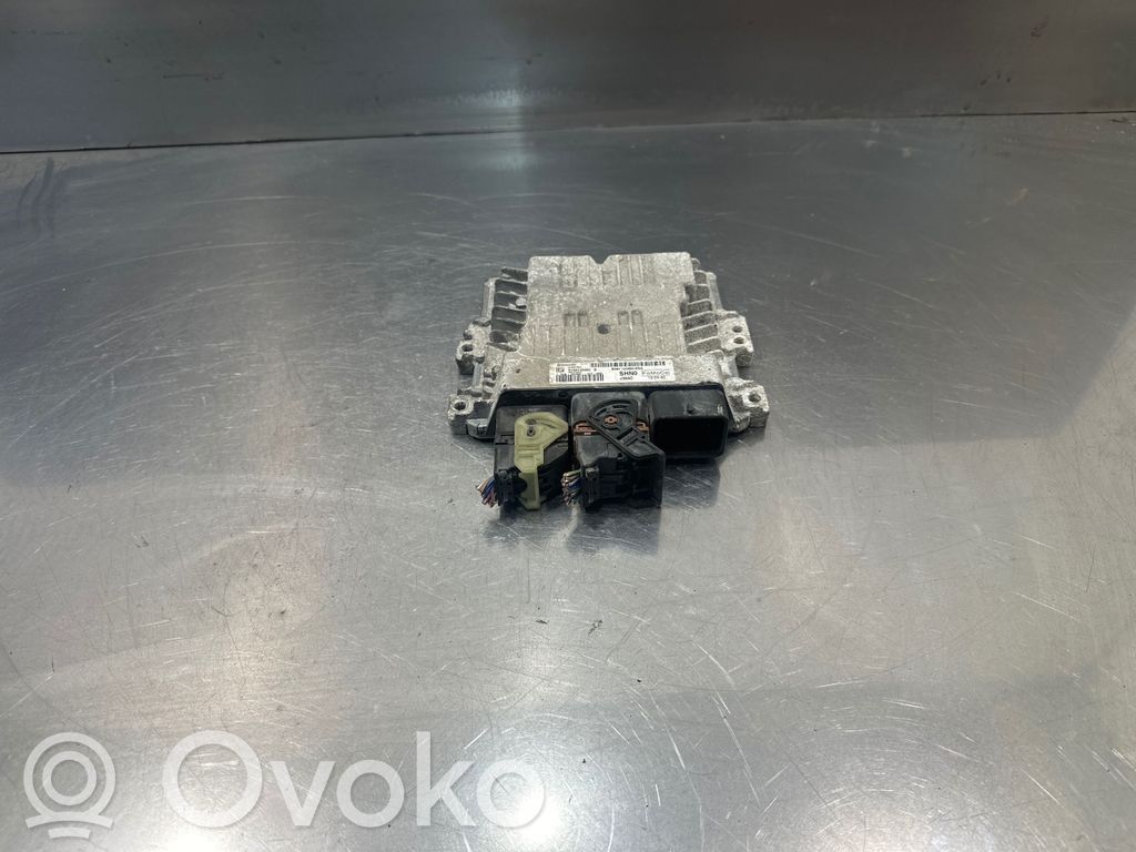 Ford Focus Engine control unit/module 