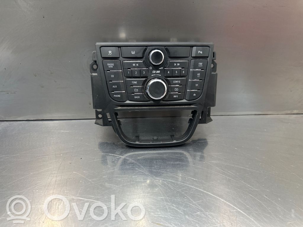 Opel Meriva B Panel / Radioodtwarzacz CD/DVD/GPS 