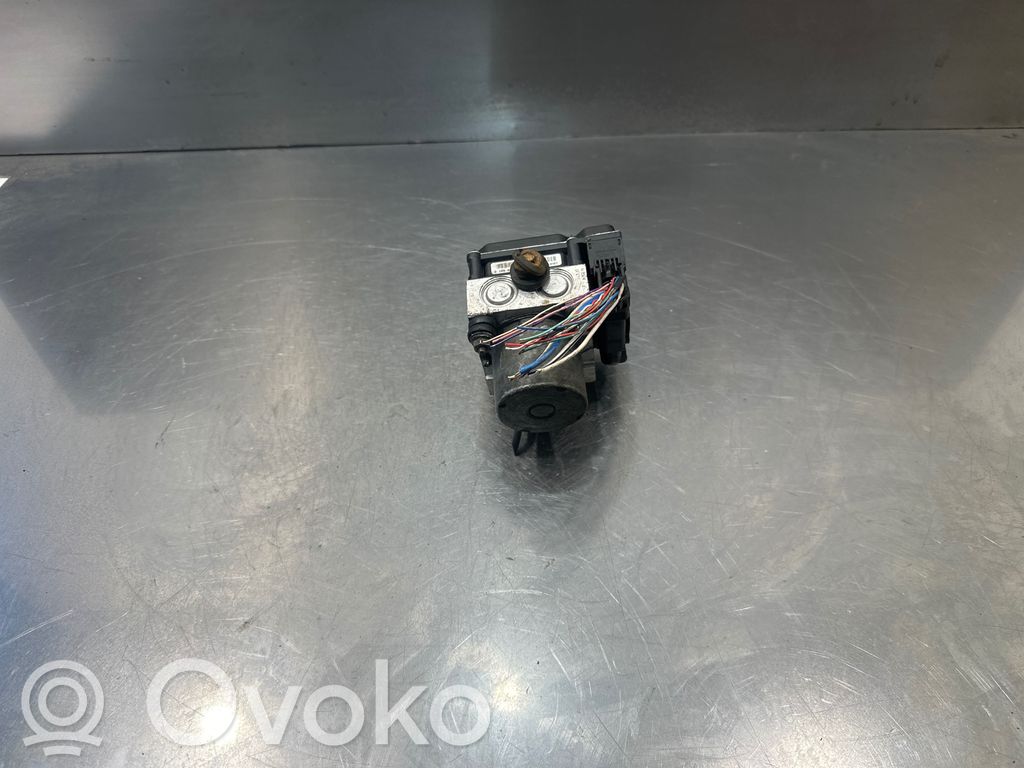 Toyota Auris 150 ABS-pumppu 