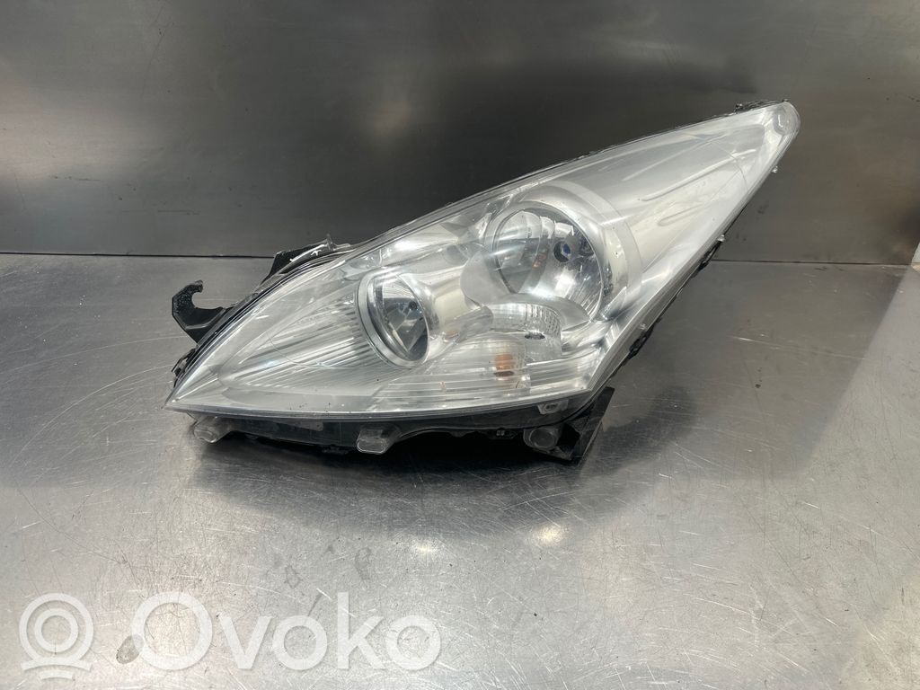 Peugeot 5008 Lampa przednia 