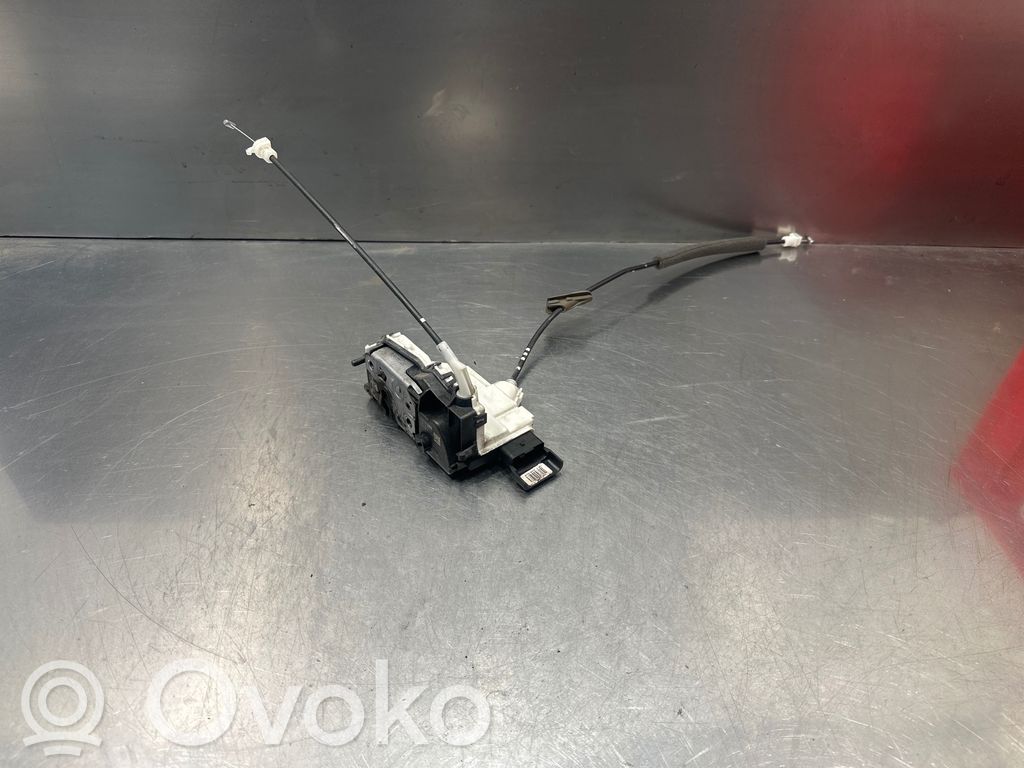 Citroen C3 Priekšpusē slēdzene 