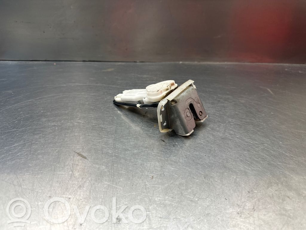 Suzuki Swift I Tailgate/trunk/boot lock/catch/latch 