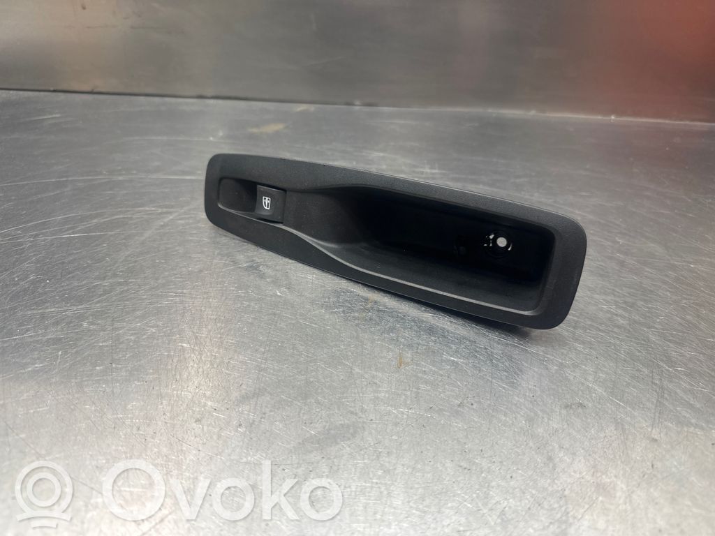 Renault Kadjar Electric window control switch 