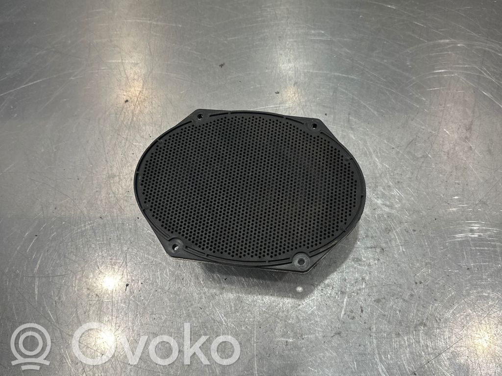 Ford Fusion Etuoven kaiutin 