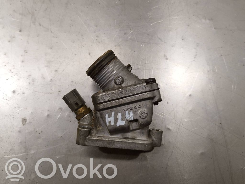 Volvo V70 Termostaatin kotelo (käytetyt) 