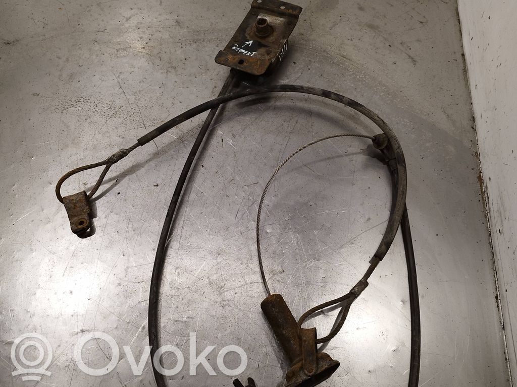 Ford Transit Vararenkaan kannake 