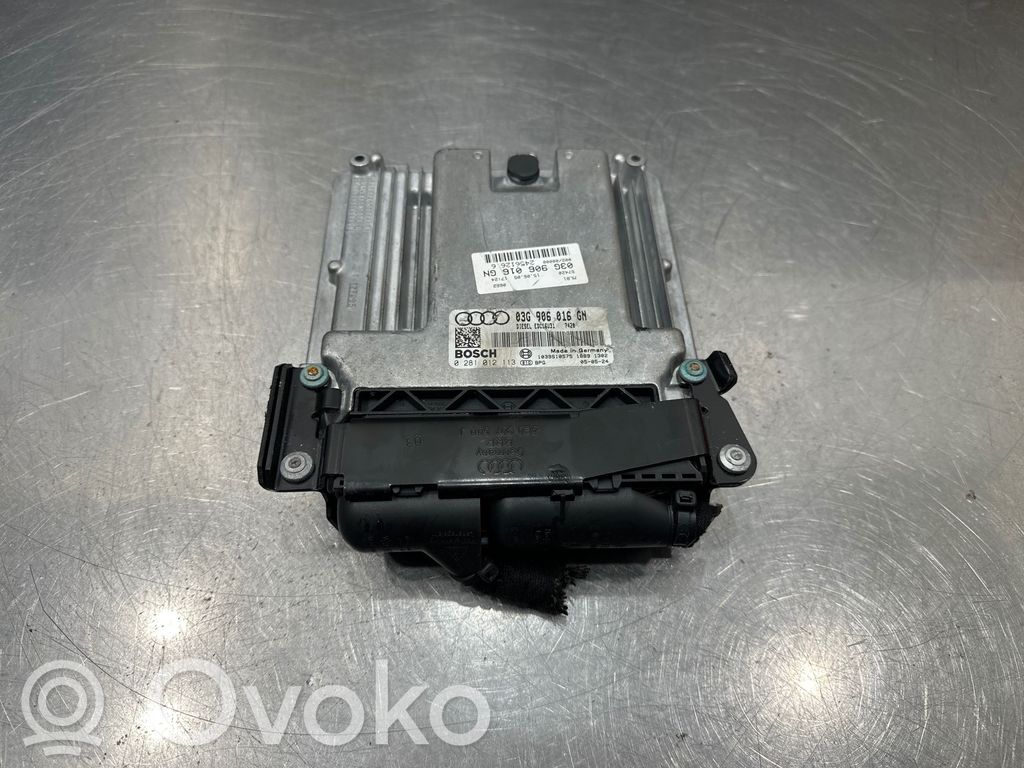 Audi A4 S4 B7 8E 8H Sterownik / Moduł ECU 