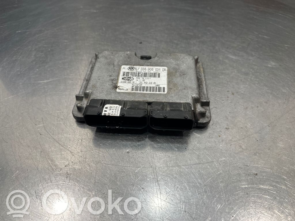 Volkswagen Golf IV Engine control unit/module 