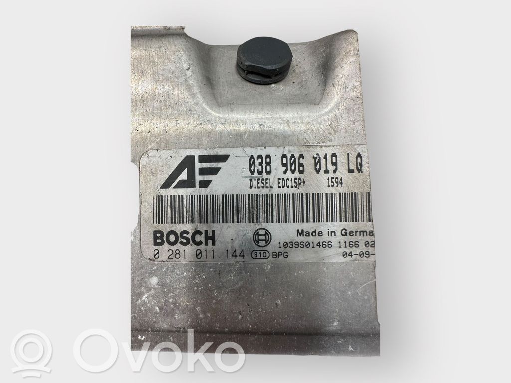 Volkswagen PASSAT B5.5 Engine control unit/module 