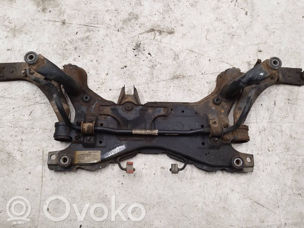 Volvo V50 Priekinis traversas 