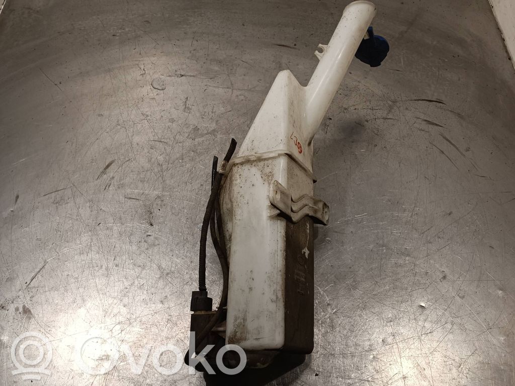 Hyundai ix20 Pompa spryskiwacza szyby przedniej / czołowej 