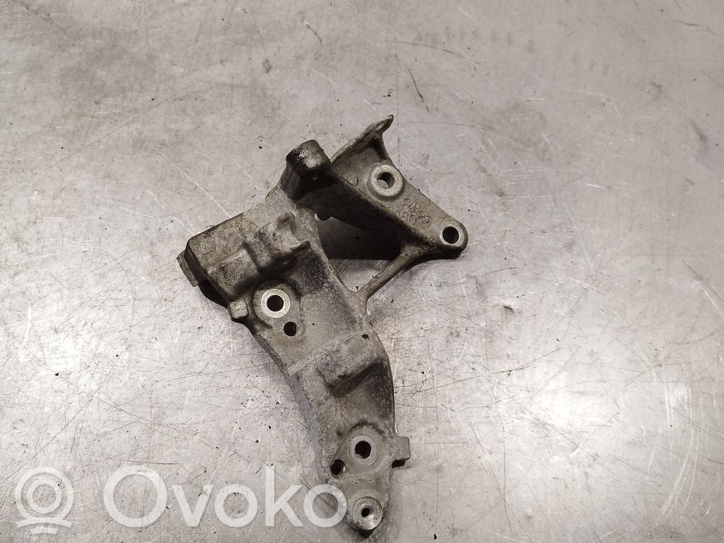 Volvo S40 Suport generator/alternator 