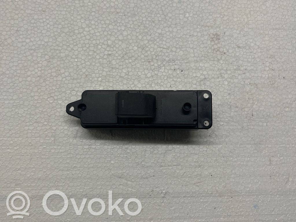 Electric window control switch   GS1E66380,K1827,03124620