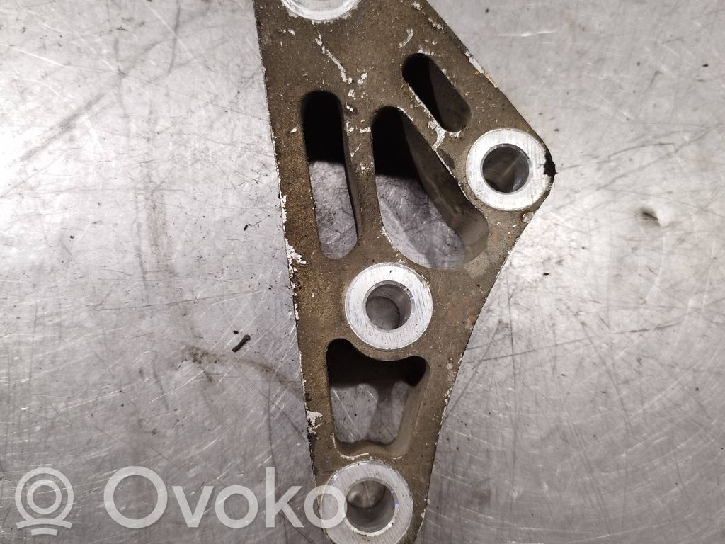 Fiat Doblo Wspornik / Mocowanie silnika 