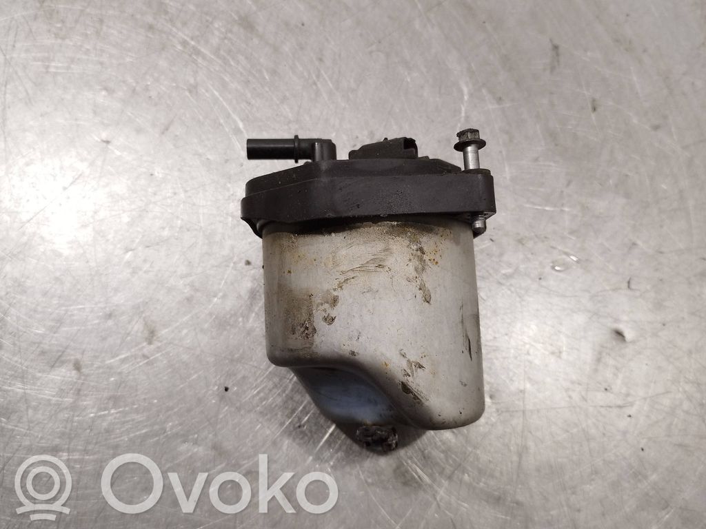 Ford Focus Fuel filter housing 