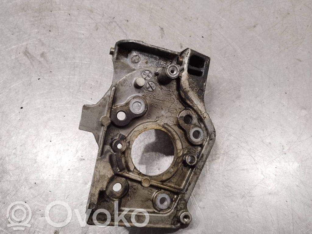Ford Focus Supporto della pompa del carburante 