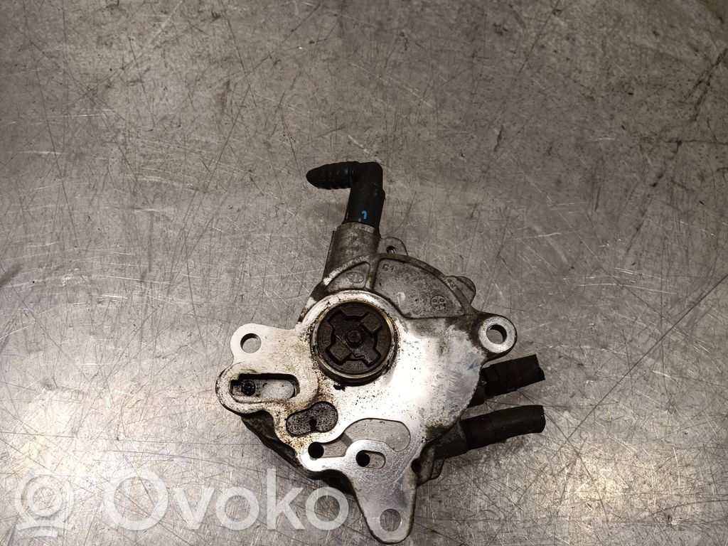Audi A3 S3 8P Bomba de vacío 