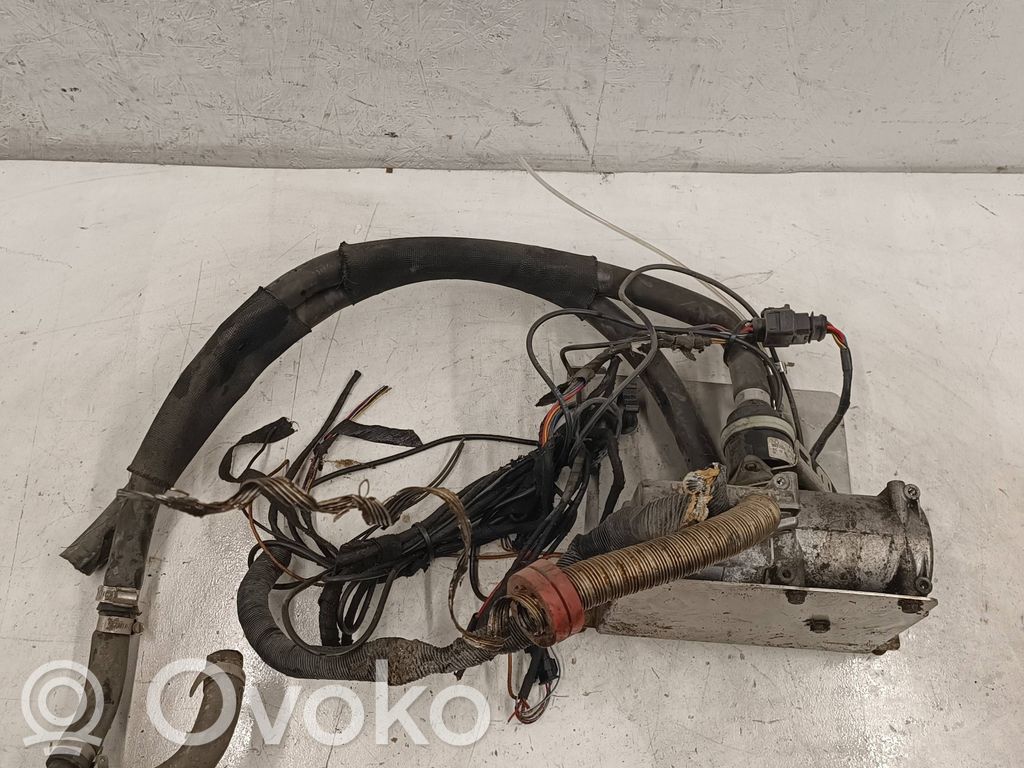 Ogrzewanie postojowe Webasto   10R045886,195309FG,252554