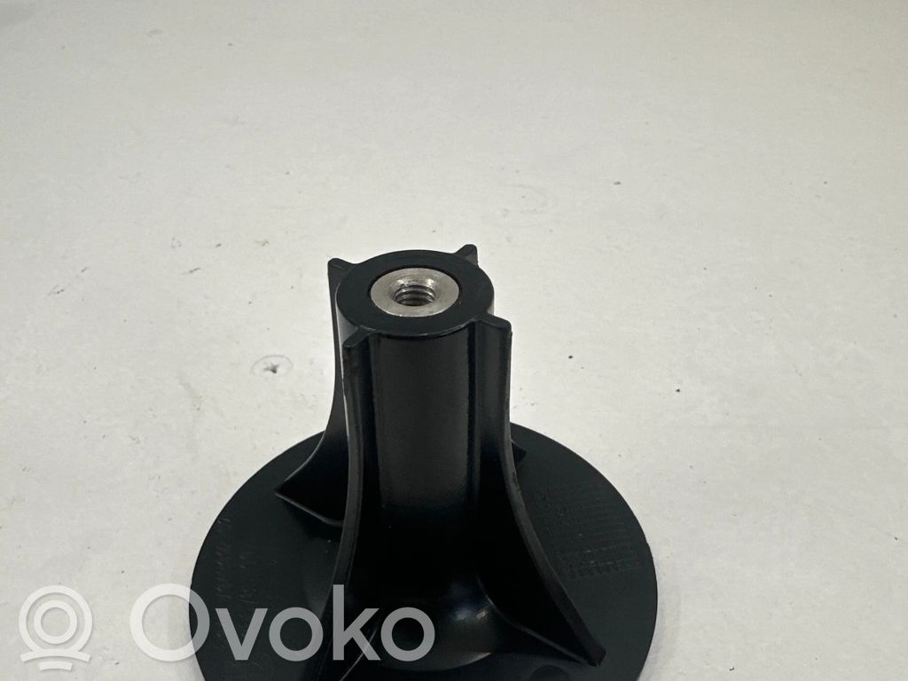 BMW 3 E90 E91 Rezerves riteņa skrūve 