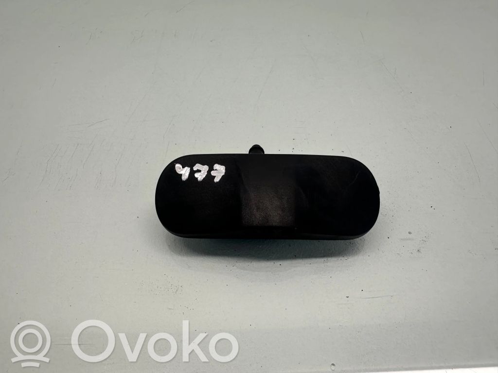 Audi A4 S4 B8 8K Windshield washer spray nozzle 