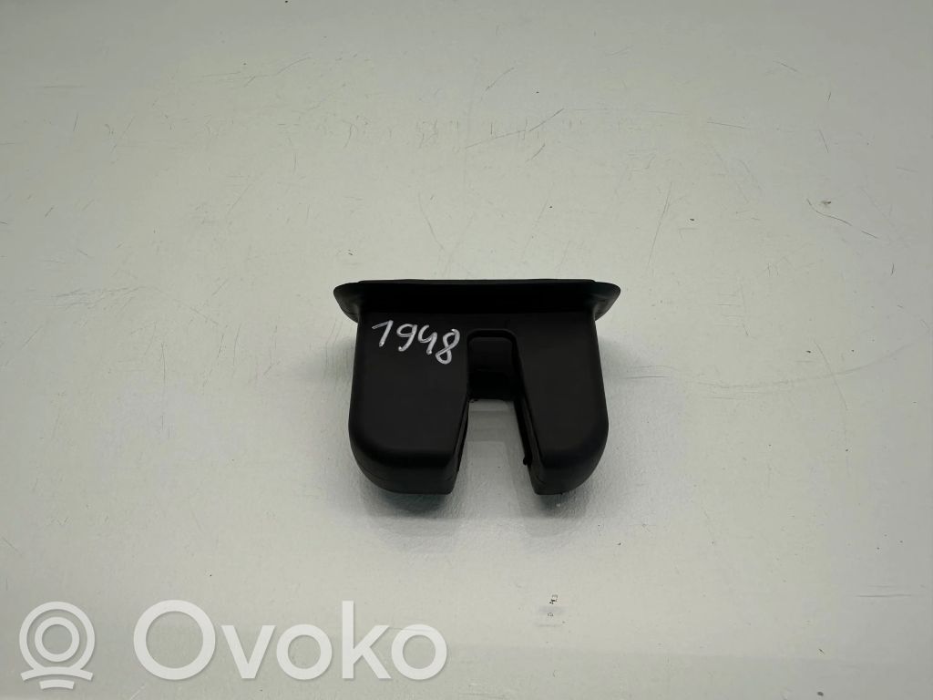 Audi A4 S4 B8 8K Spynos apdaila 