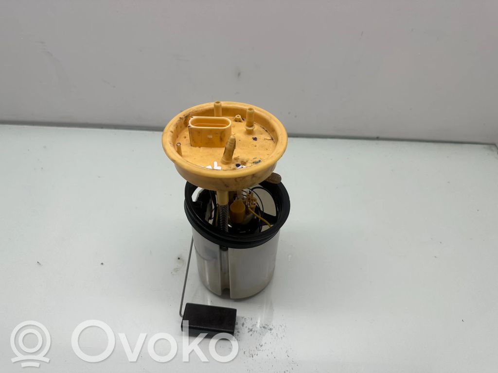 Volkswagen Polo V 6R Pompa paliwa w zbiorniku 