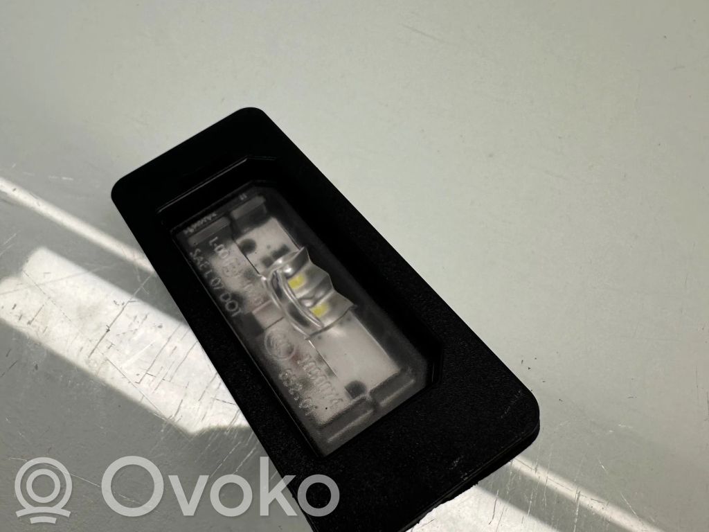 Luce targa   7410302
