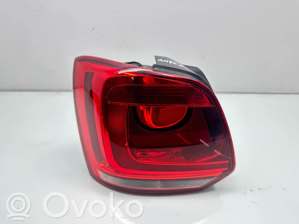 Volkswagen Polo V 6R Lampa tylna 