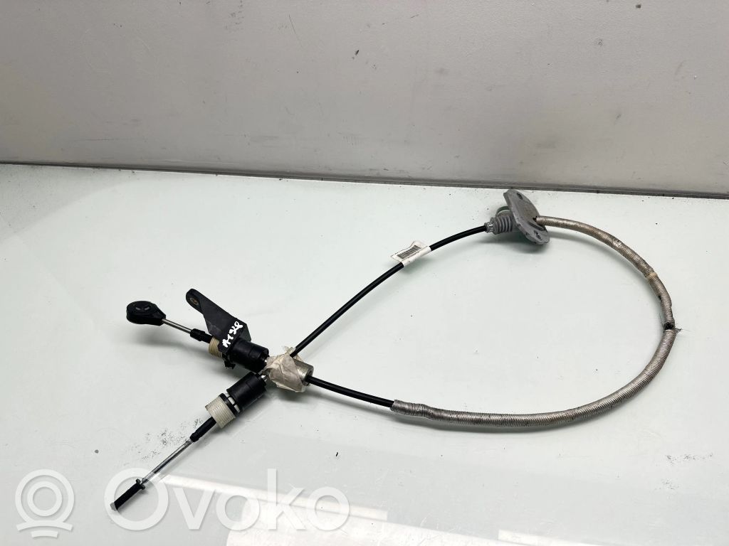 Volvo XC60 Gear shift cable linkage 