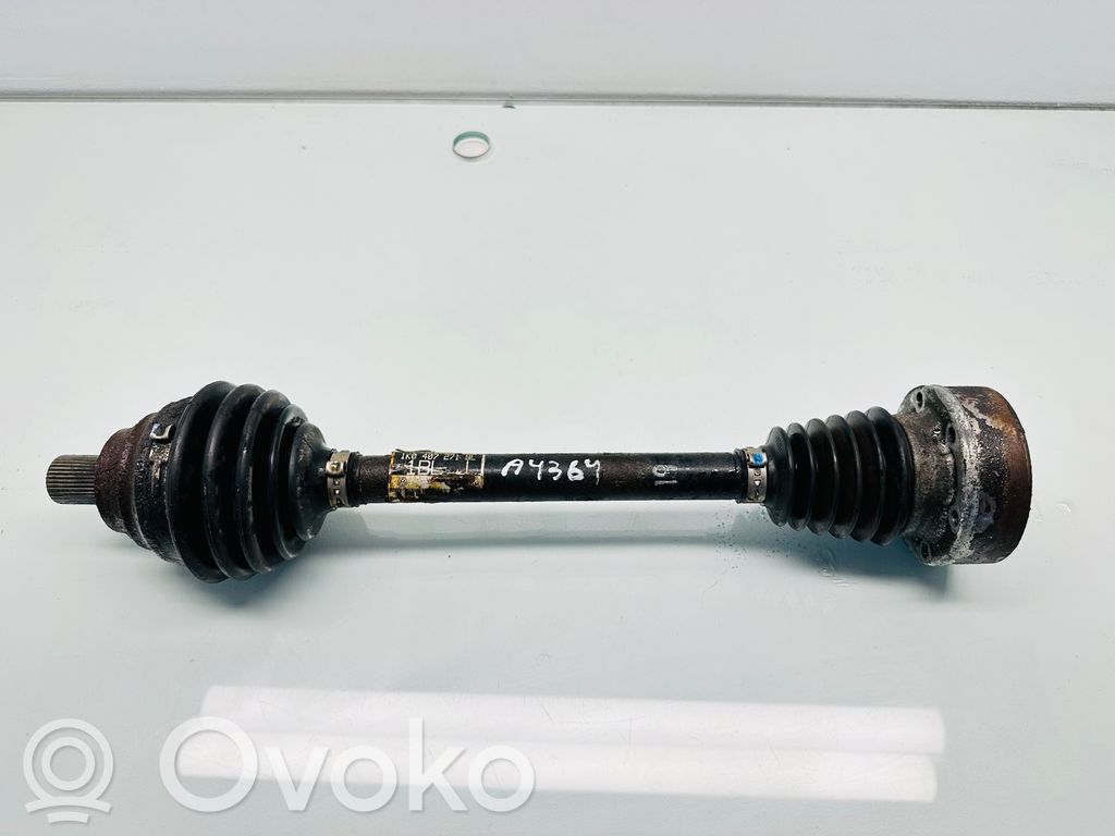 Volkswagen Jetta VI Półoś przednia 