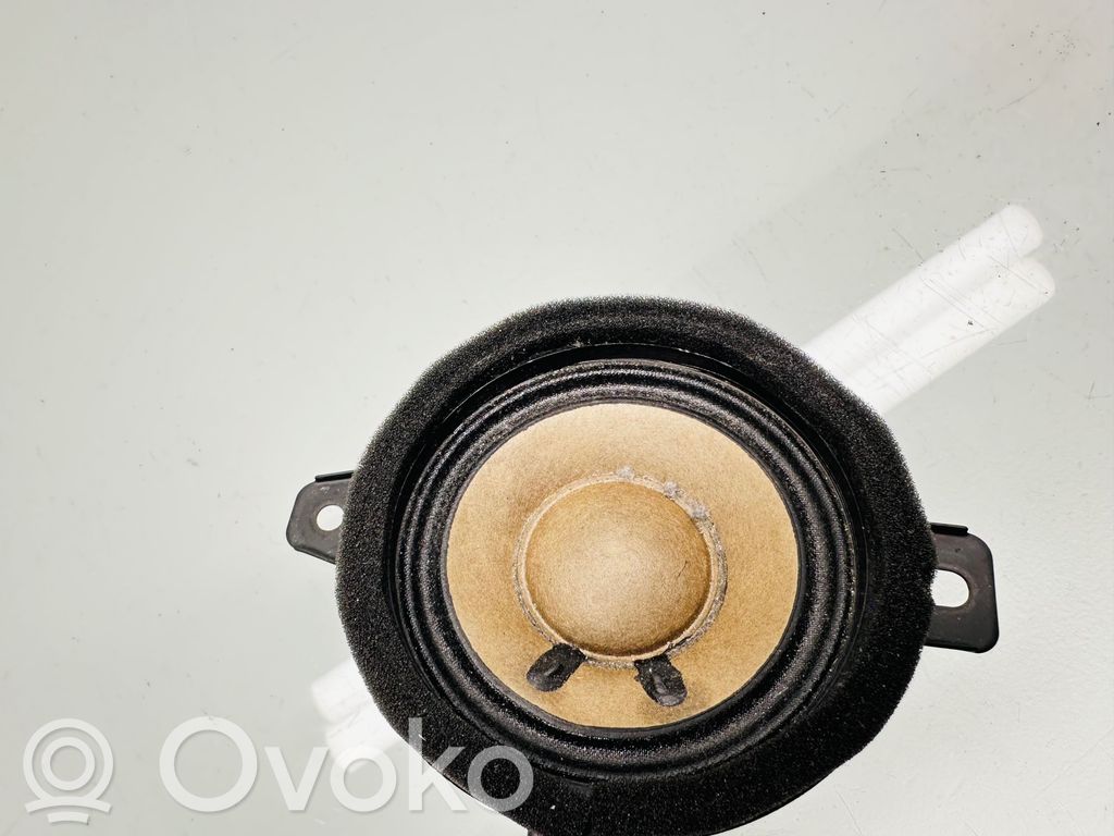 Altavoz del panel   13240967,654558089