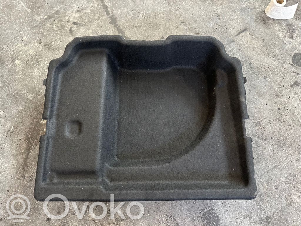 Wykładzina podłogowa bagażnika   31462618,111059,0105238