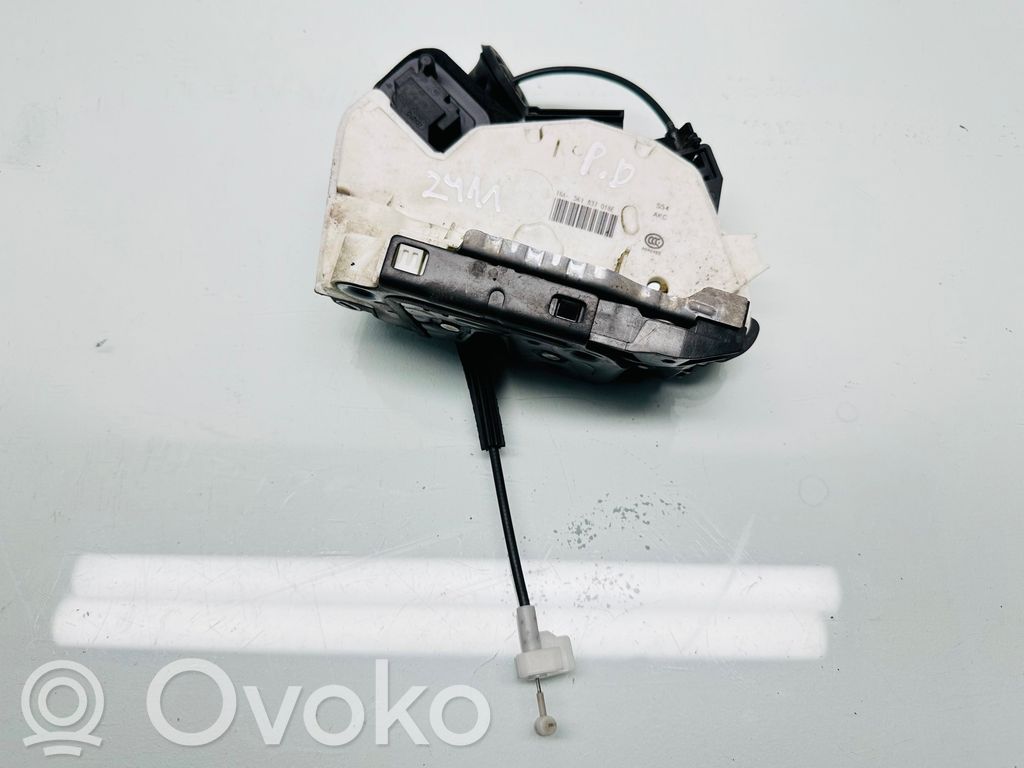 Seat Leon (5F) Front door lock 