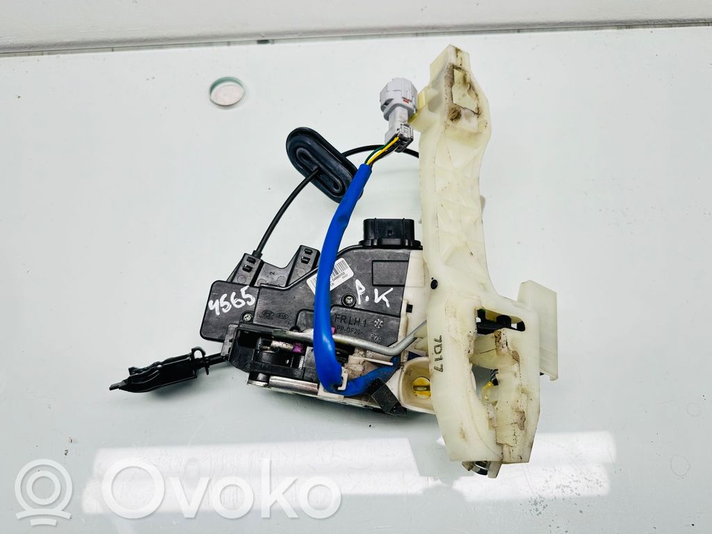 KIA Optima Front door lock 