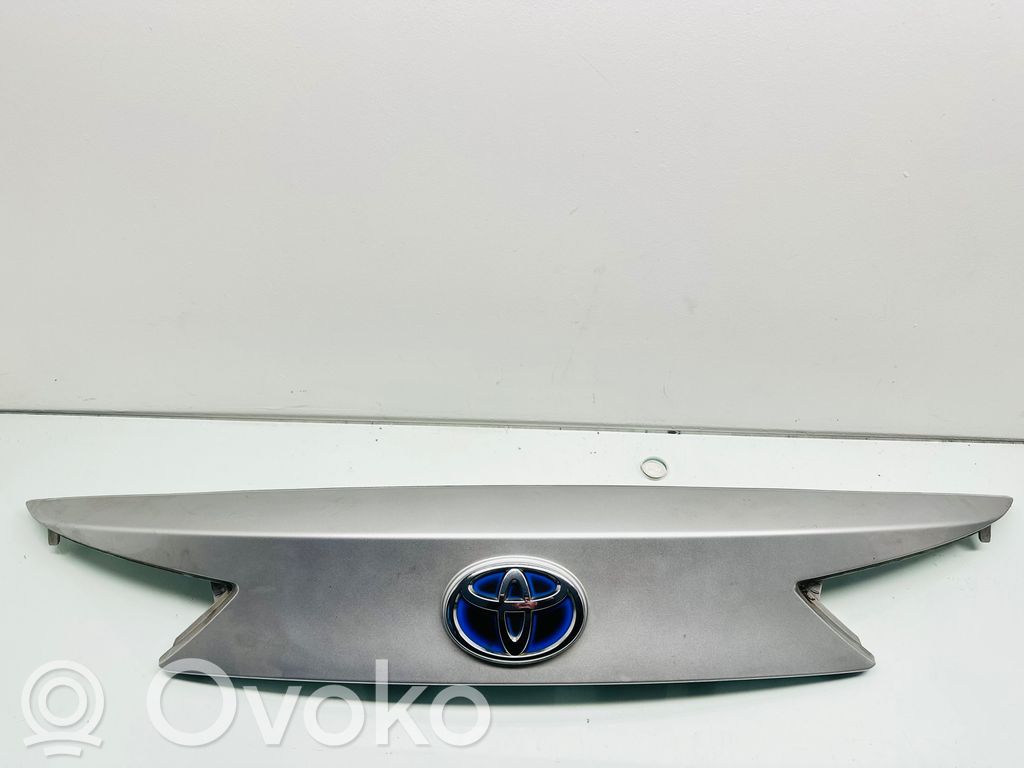 Toyota Auris E180 Garniture de hayon 