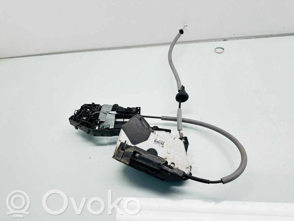 Volkswagen PASSAT B8 Etuoven lukko 