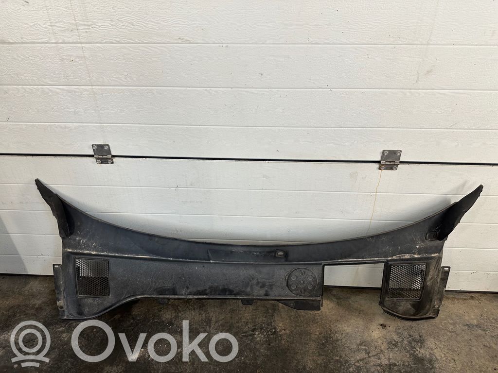 Volvo V70 Wiper trim 