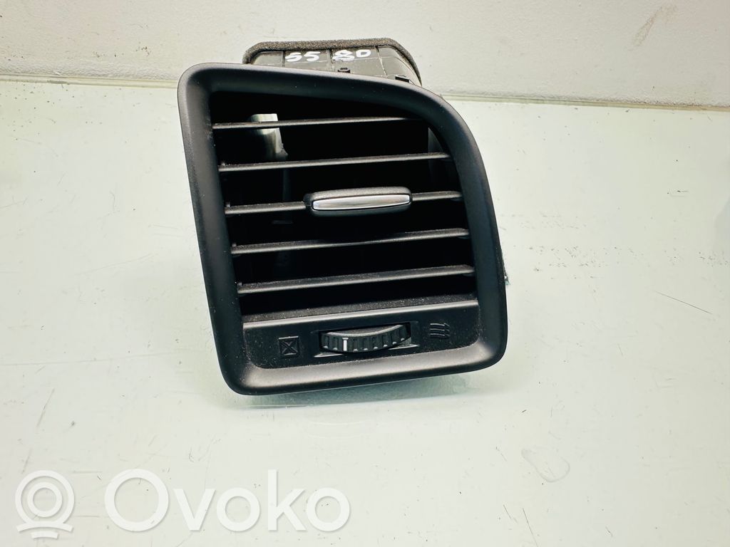 Mazda CX-5 Moldura protectora de la rejilla de ventilación lateral del panel 