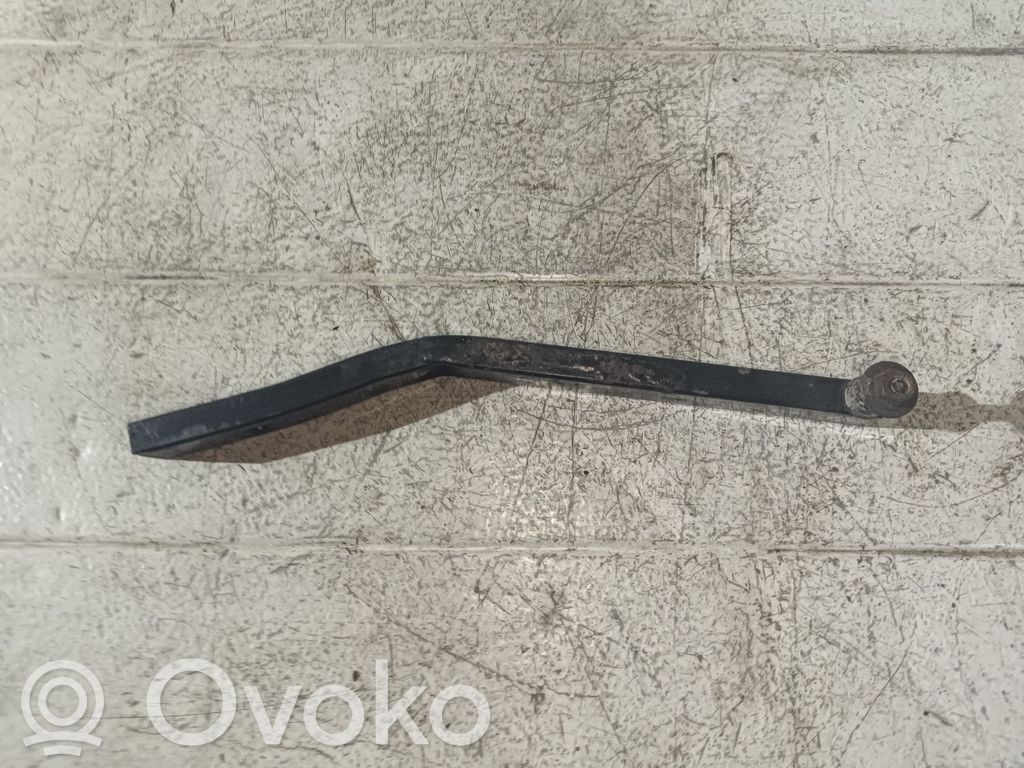 Audi A5 8T 8F Radiator support slam panel bracket 