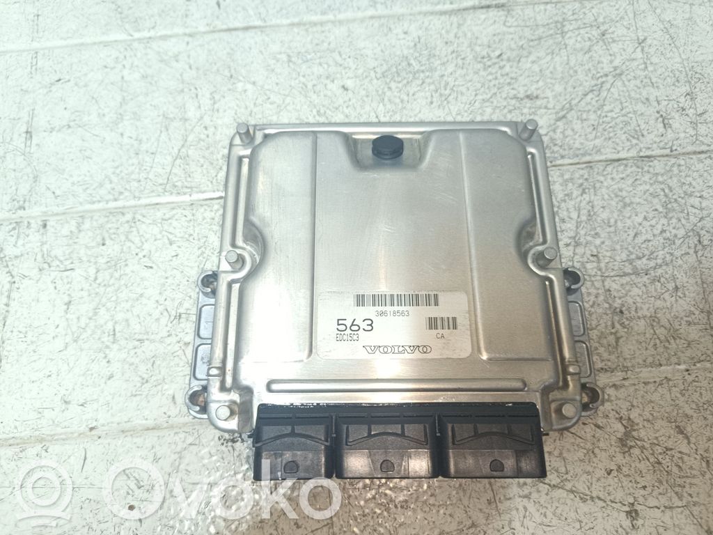 Volvo S40, V40 Engine control unit/module 