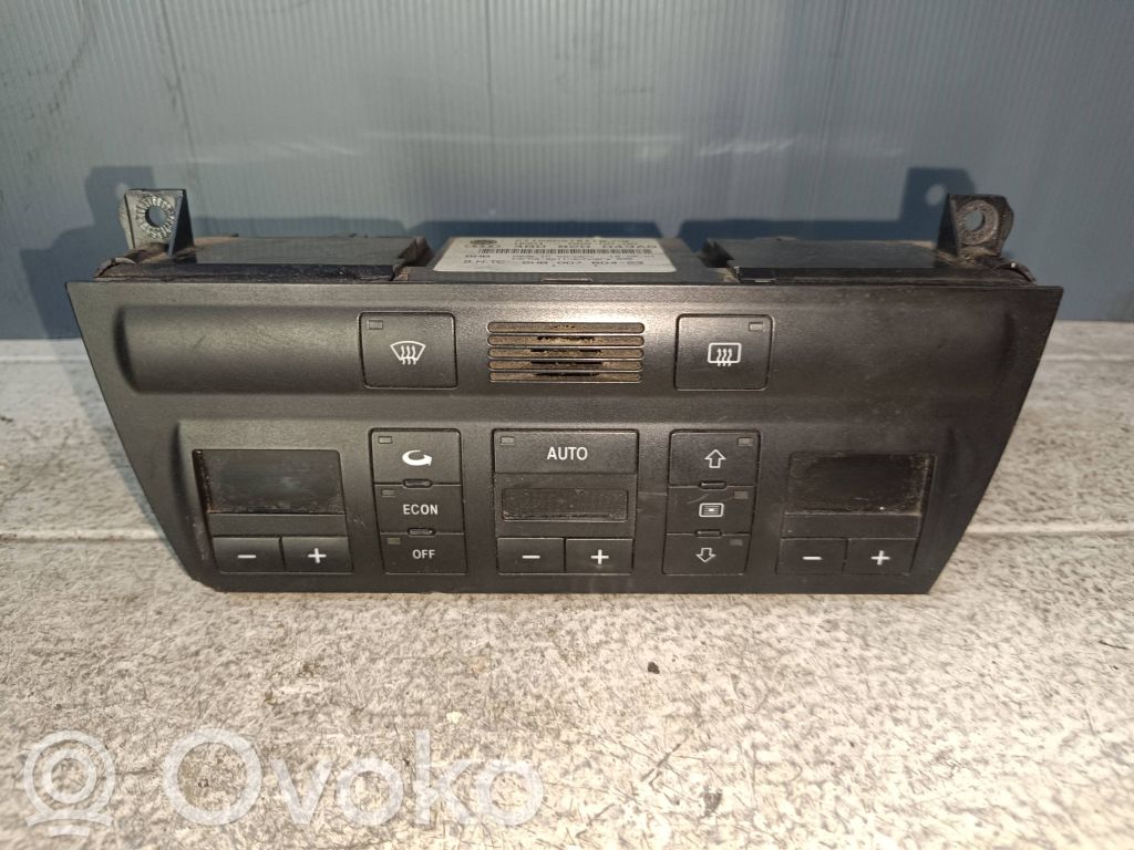 Audi A6 S6 C5 4B Climate control unit 