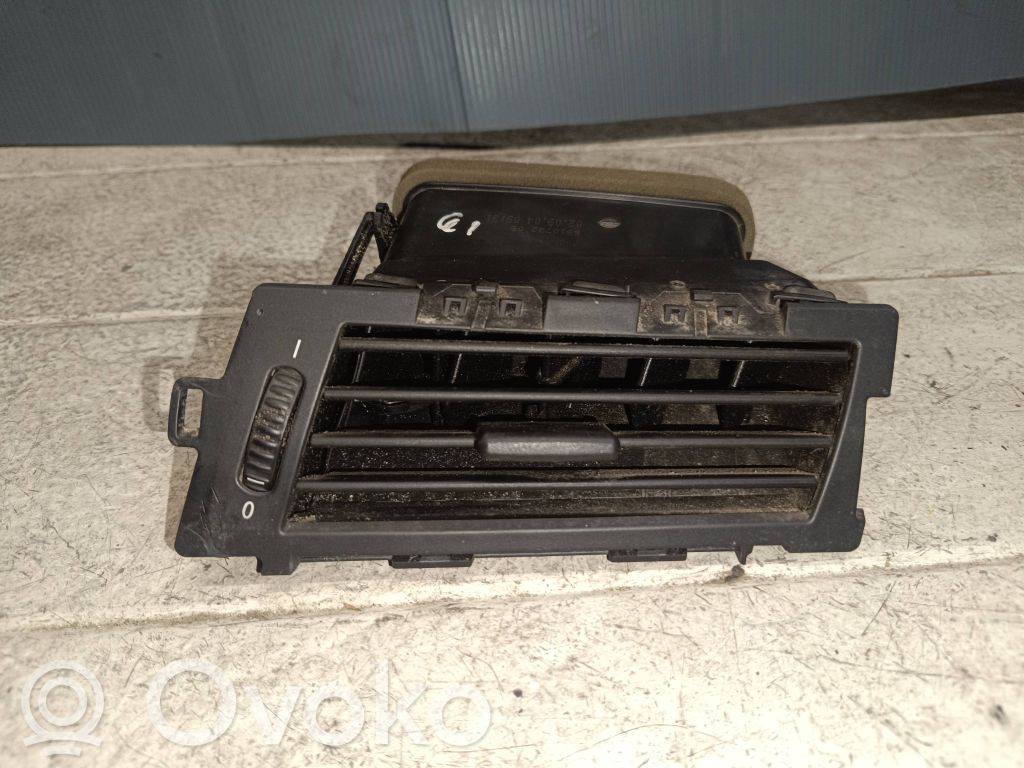 BMW 5 E60 E61 Sānu gaisa režģis 