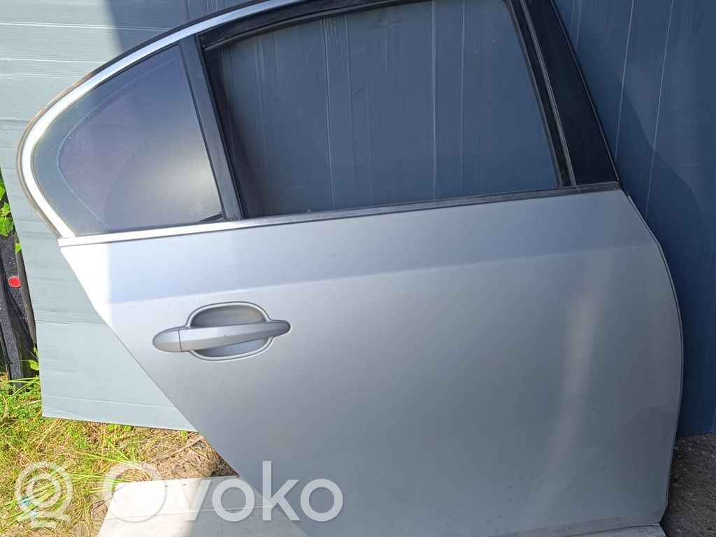 Rear door