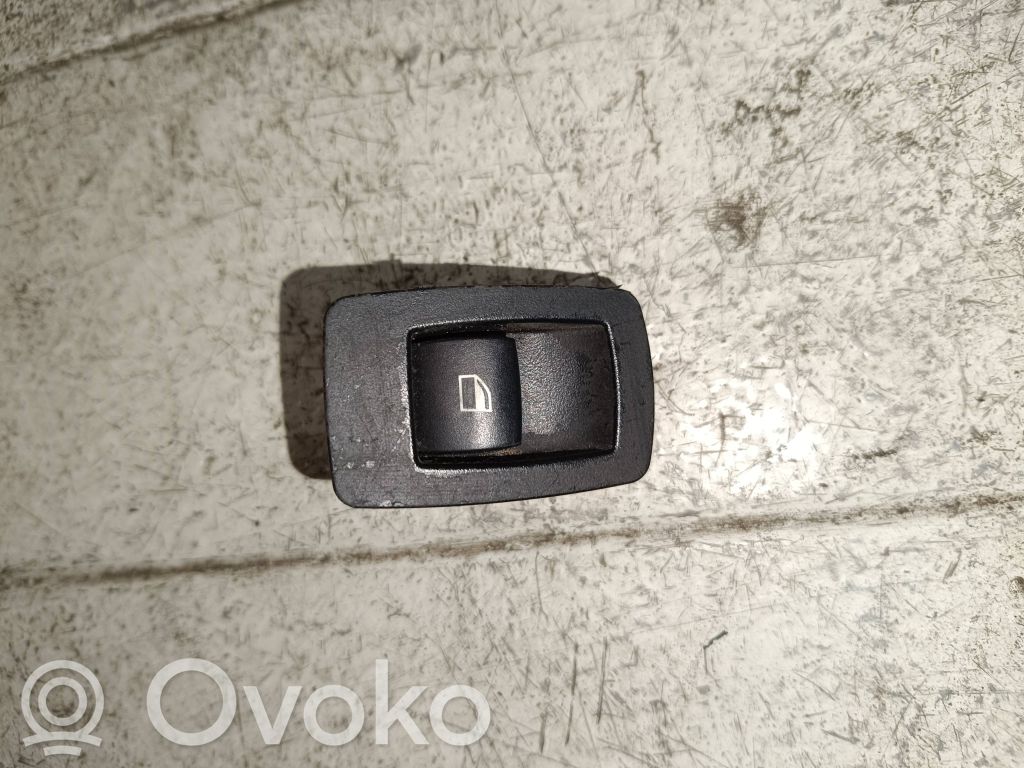 BMW 1 E81 E87 Elektrisko logu slēdzis 