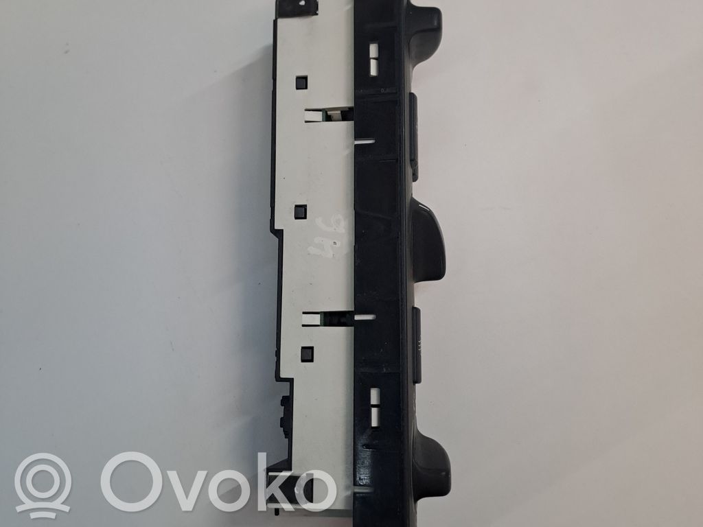BMW 3 E46 Climate control unit 